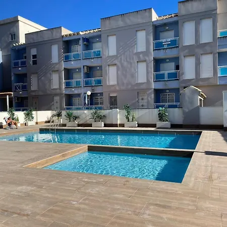 R-60-b Modern Apartment *