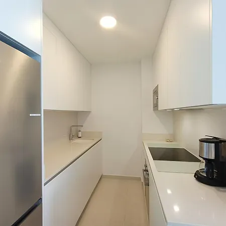 R-60-b Modern Apartmán